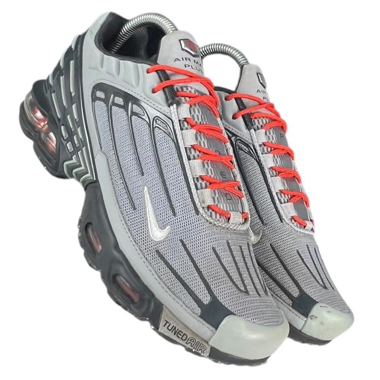 Nike TN Plus Grey Red tuned air.