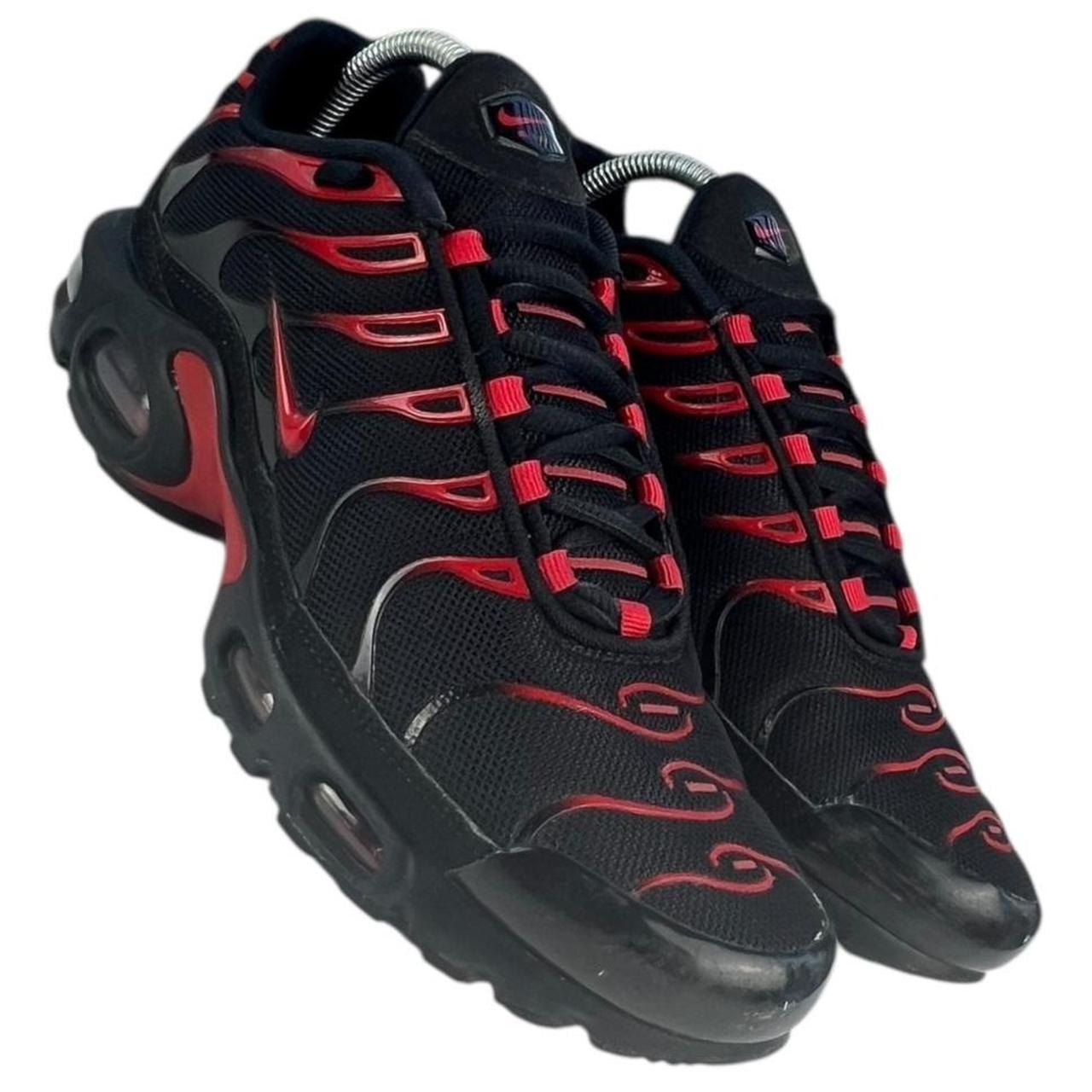Nike TN Plus “Bred”.