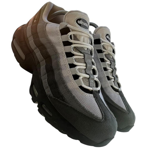 Nike Airmax 95 “Grey Jewel ”