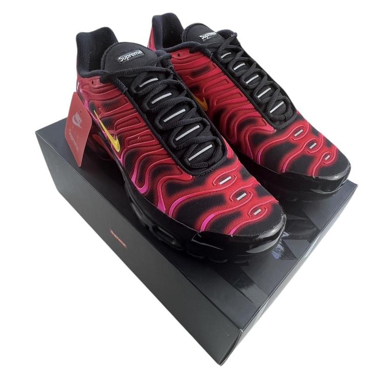 Nike X Supreme TNs.