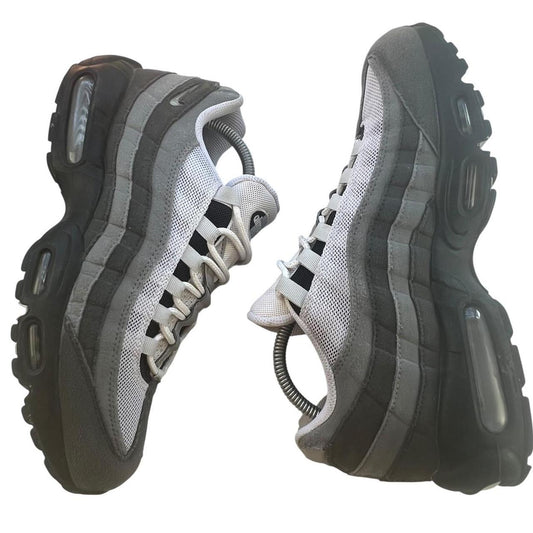 Nike Airmax 95 “Grey Jewel ”