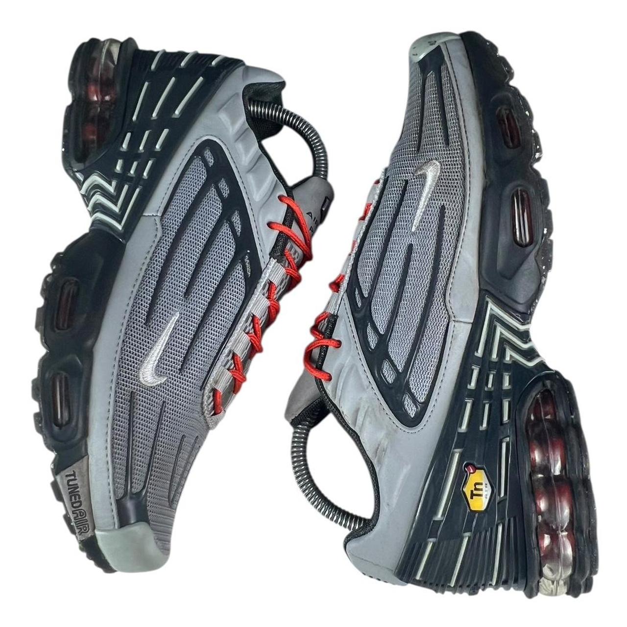 Nike TN Plus Grey Red tuned air.