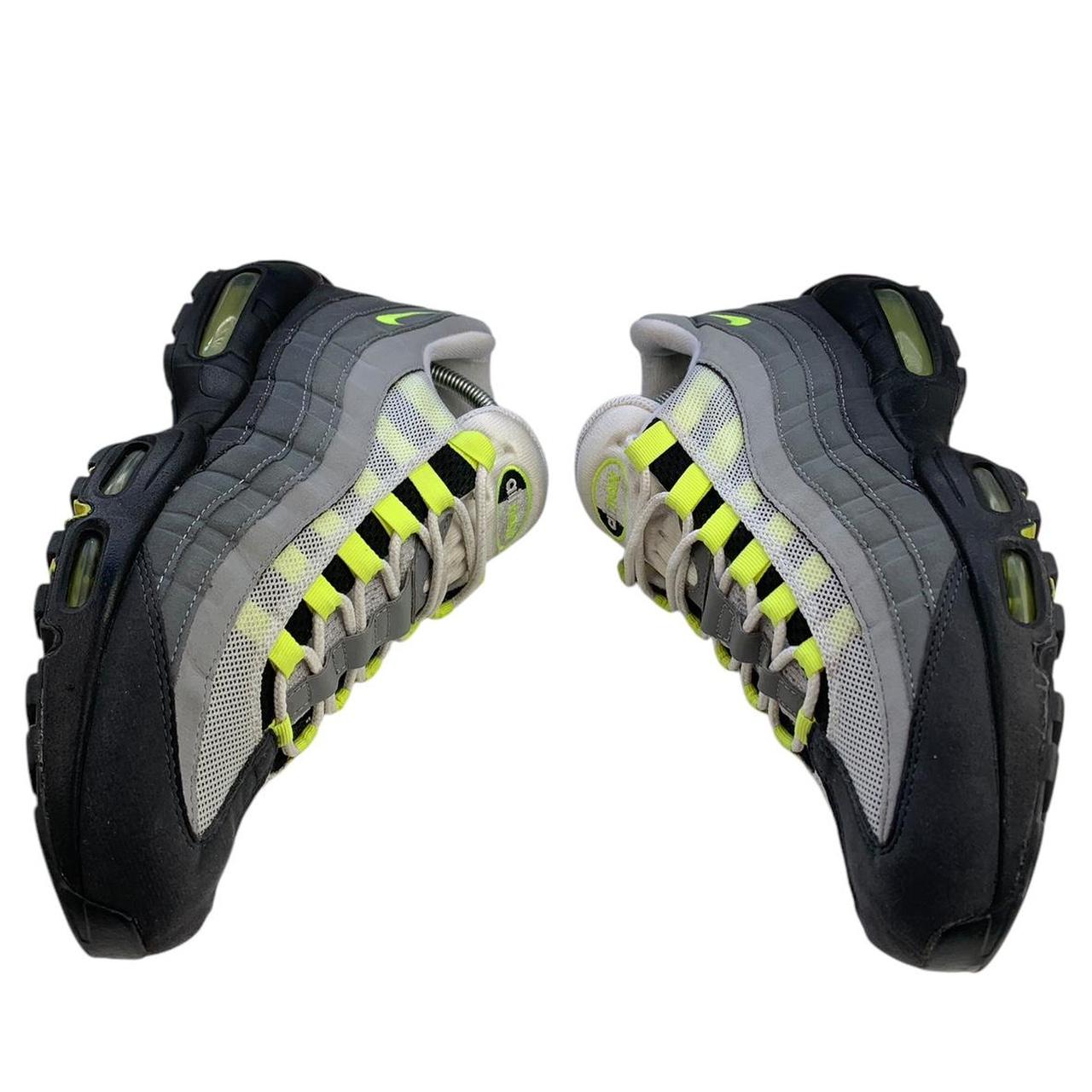 Nike Airmax 95 “ Neon ”
