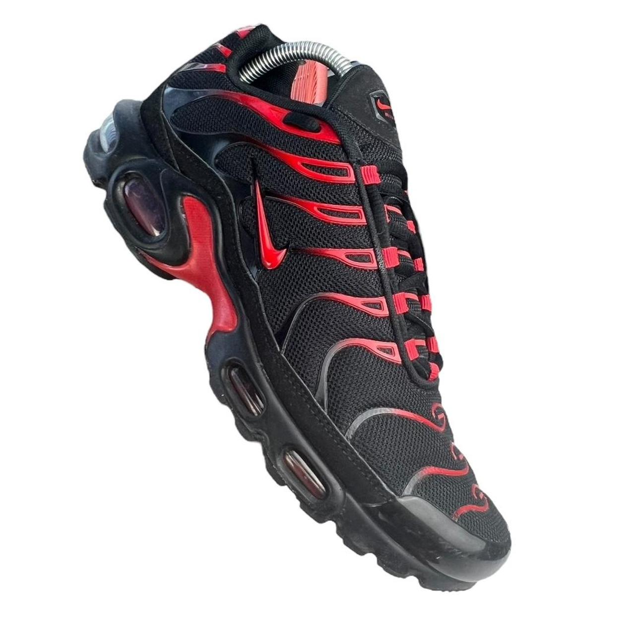 Nike TN Plus “Bred”.