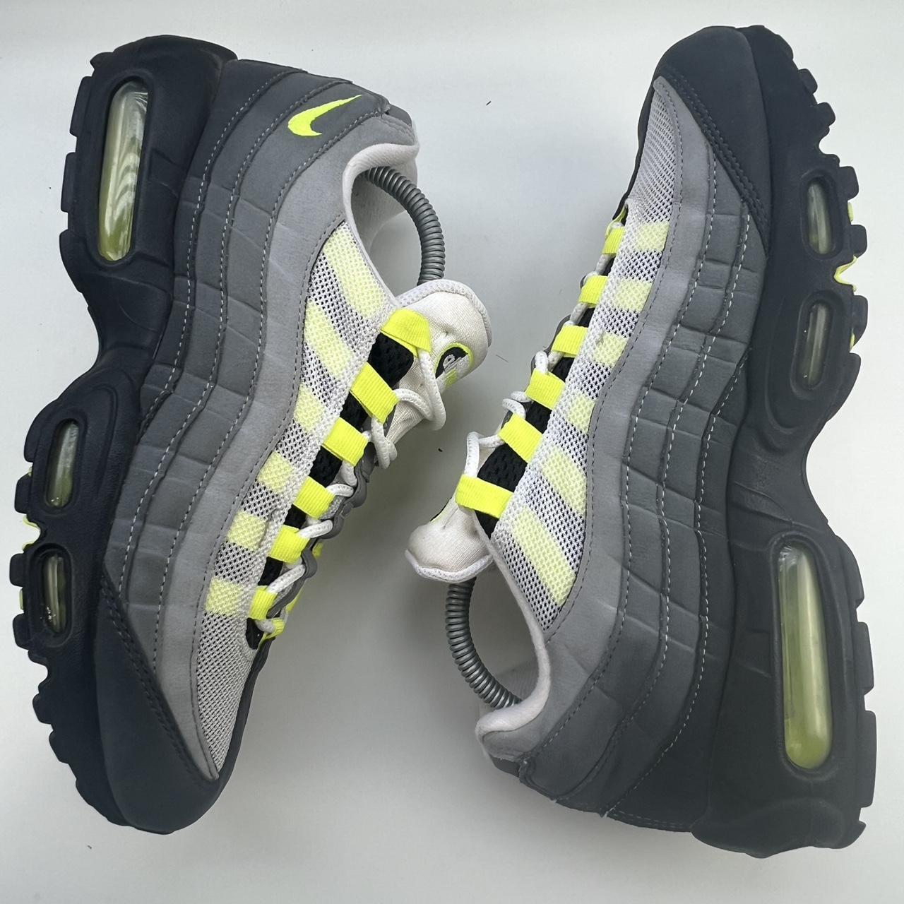 Nike Airmax 95 “ Neon ”
