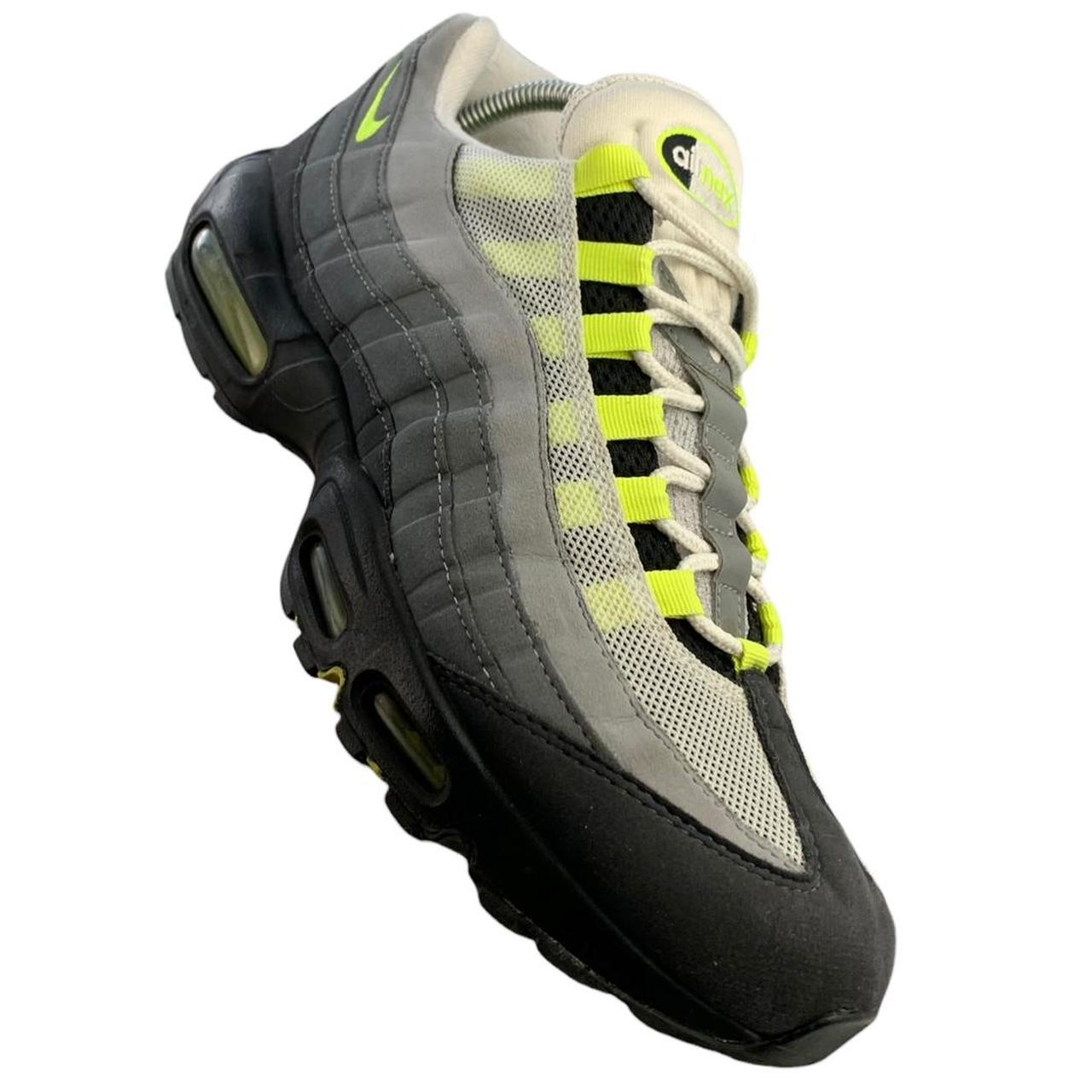 Nike Airmax 95 “ Neon ”