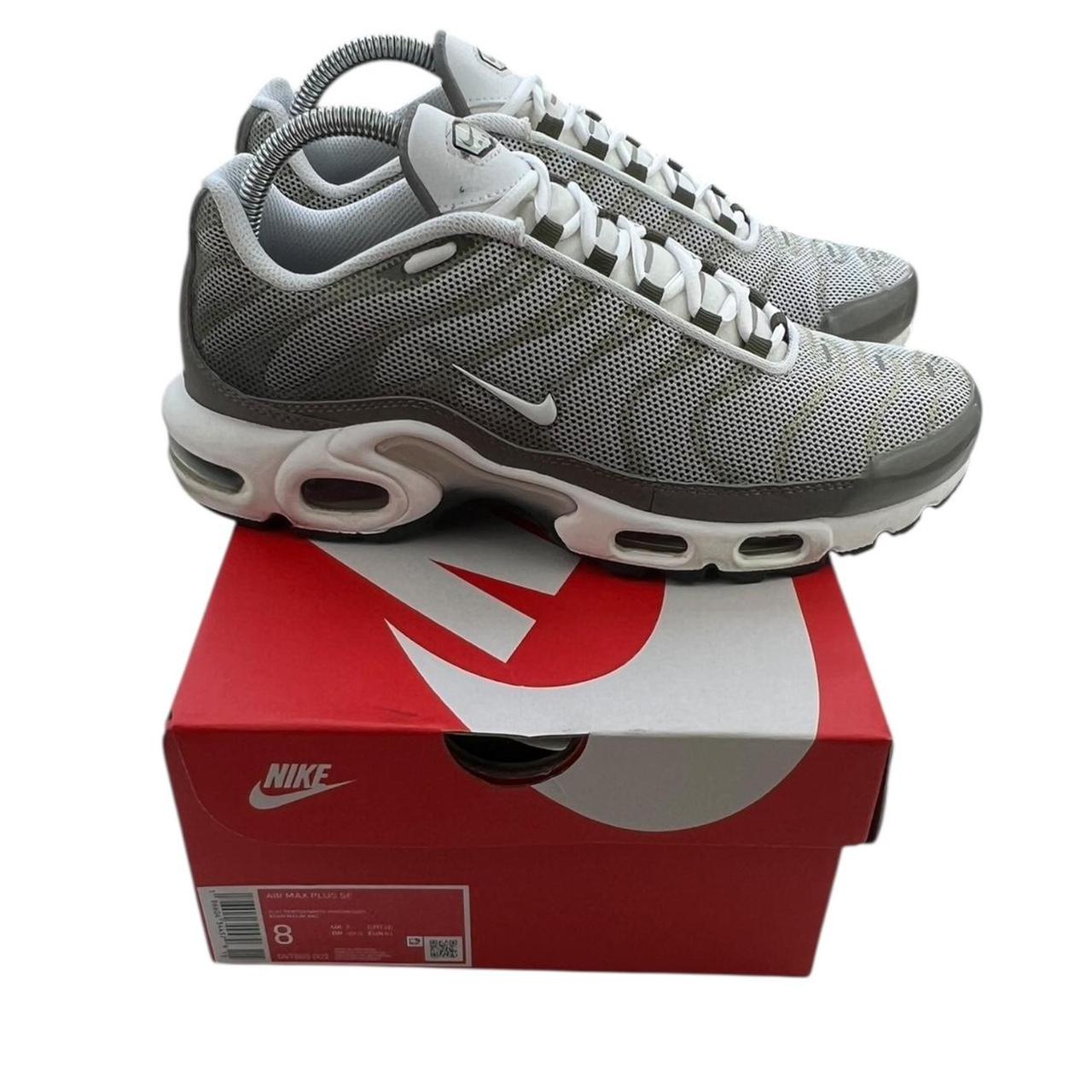 Nike TN Airmax “Photon Dust ” .