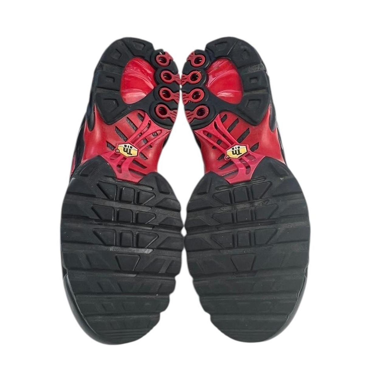 Nike TN Plus “Bred”.