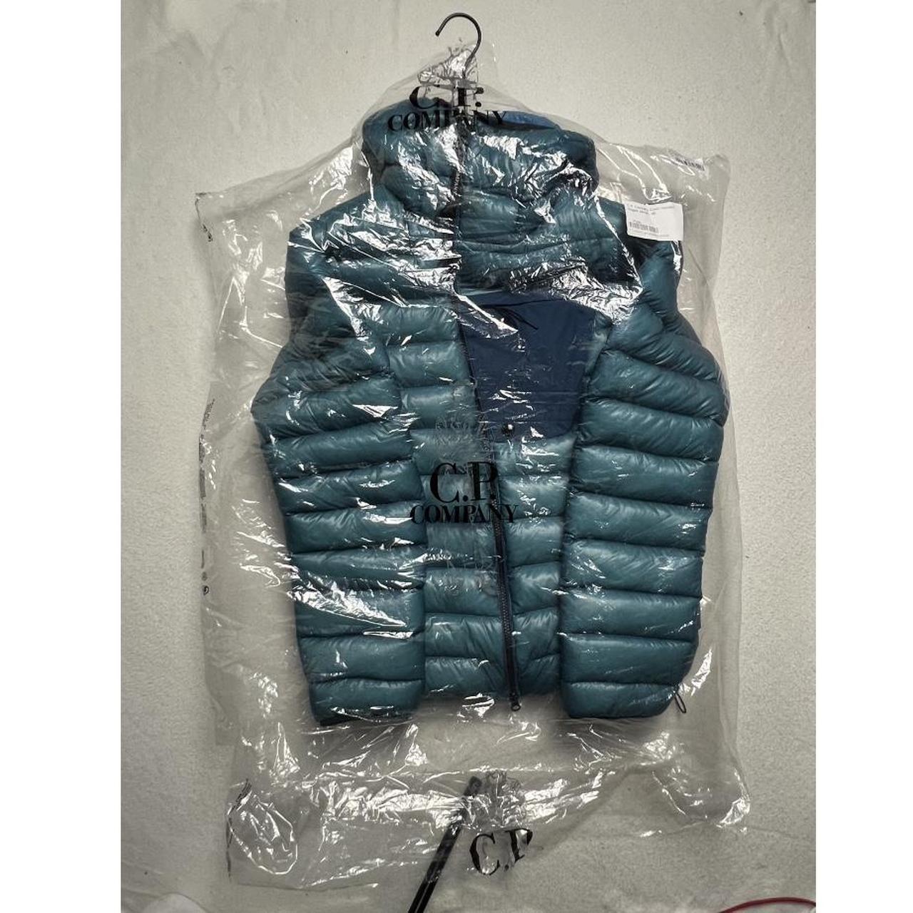 CP Company DD Shell goggle Jacket.